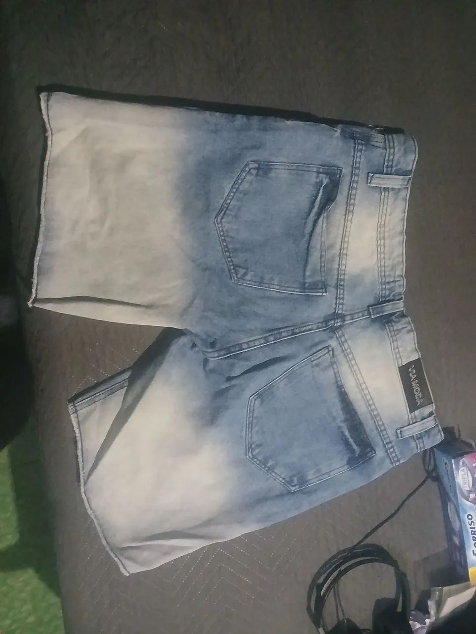 Short jeans