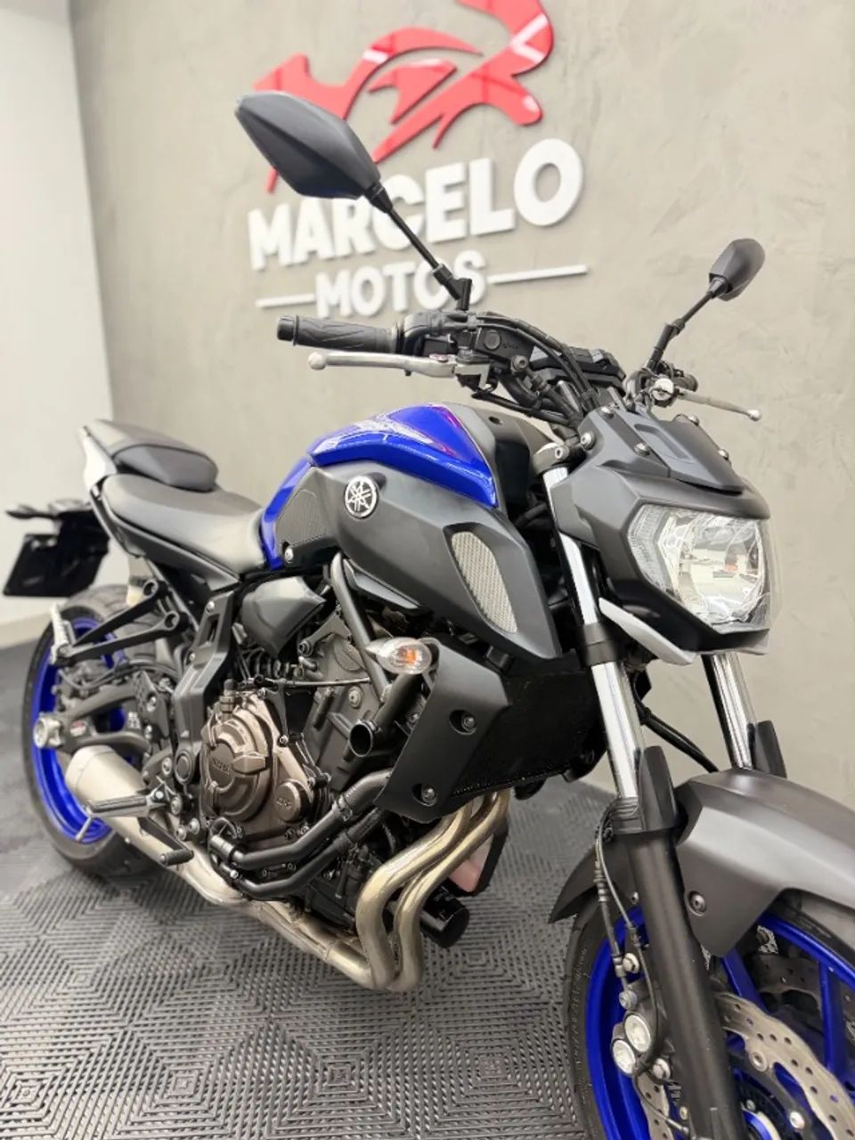 YAMAHA MT-07 2022 - Foto 3