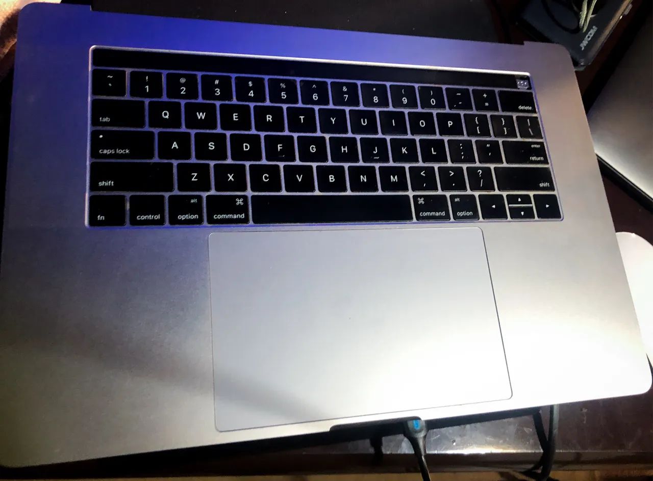 Topcase MacBook Pro a1707