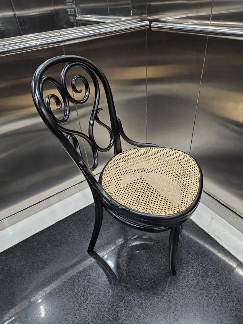Cadeira Thonet Original Restaurada.