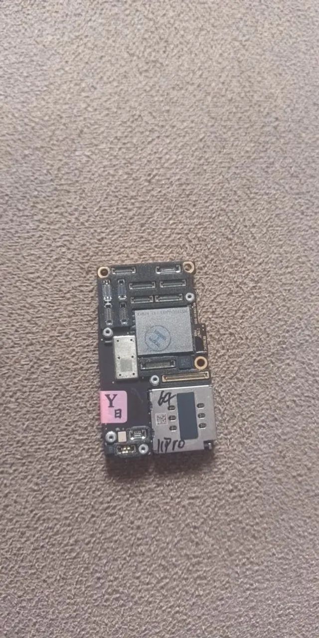 Placa iPhone 11 pro - Foto 2