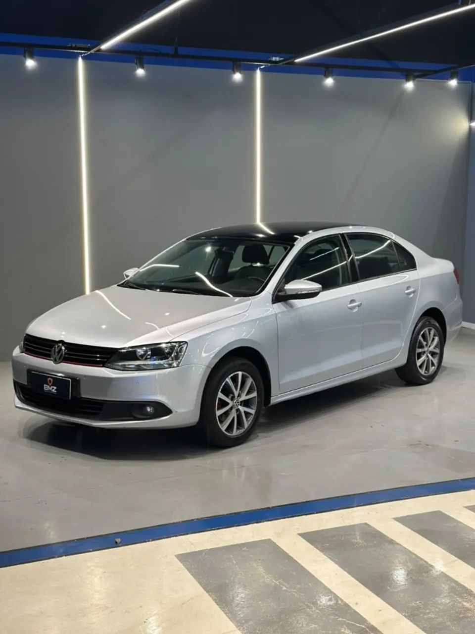 Volkswagen Jetta COMFORTLINE 2.0 8V FLEX 2012