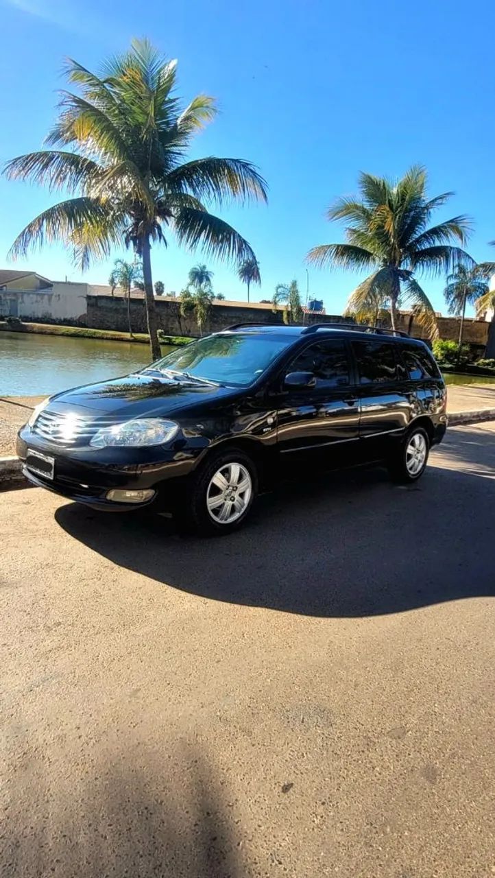 Toyota Corolla Fielder SW 1.8/1.8 XEI Flex Aut. 2005