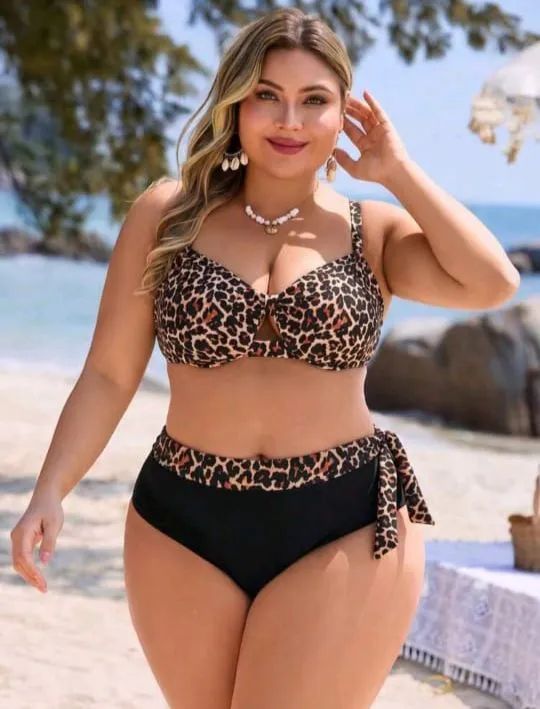 Biquíni oncinha com saída de praia  - Foto 3
