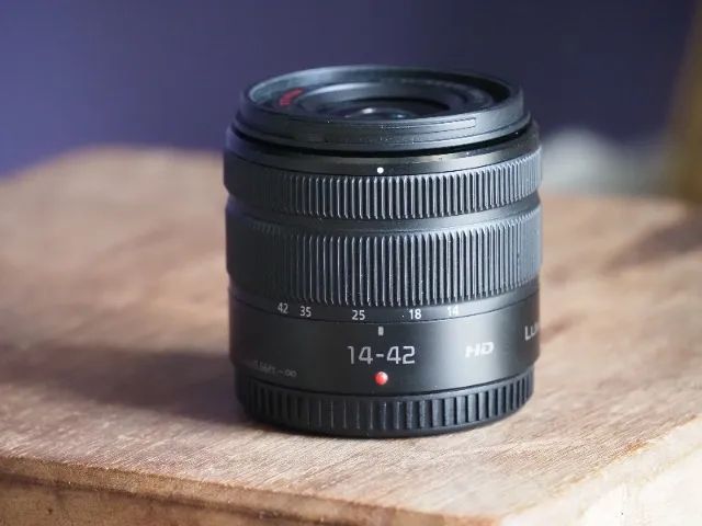 Lente Panasonic Lumix G Vario 14-42mm f/3.5-5.6 II ASPH. MEGA O.I.S.