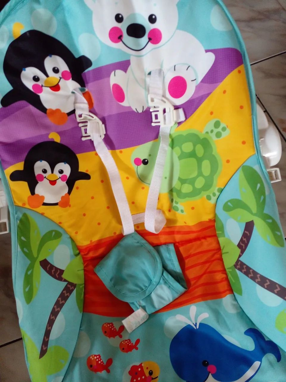 Cadeira de balanço pra bebê.