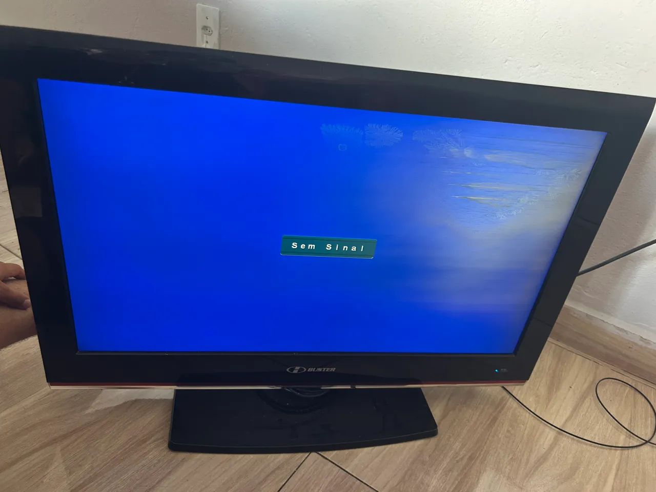 Tv Com Detalhe 