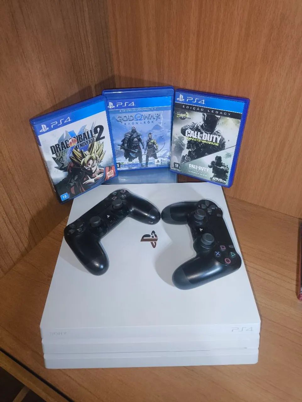 Ps4 pro branco impecável  - Foto 3