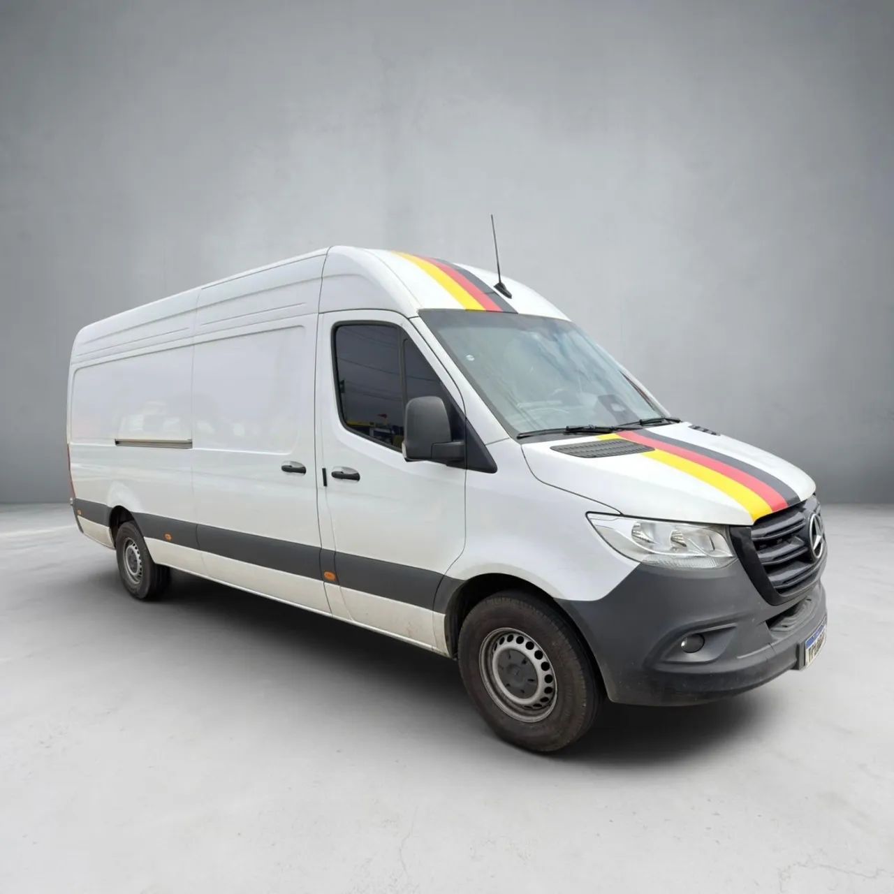Mercedes-Benz Sprinter 417 FURGÃO EXT. L.T.A DIE. (E6) 2025