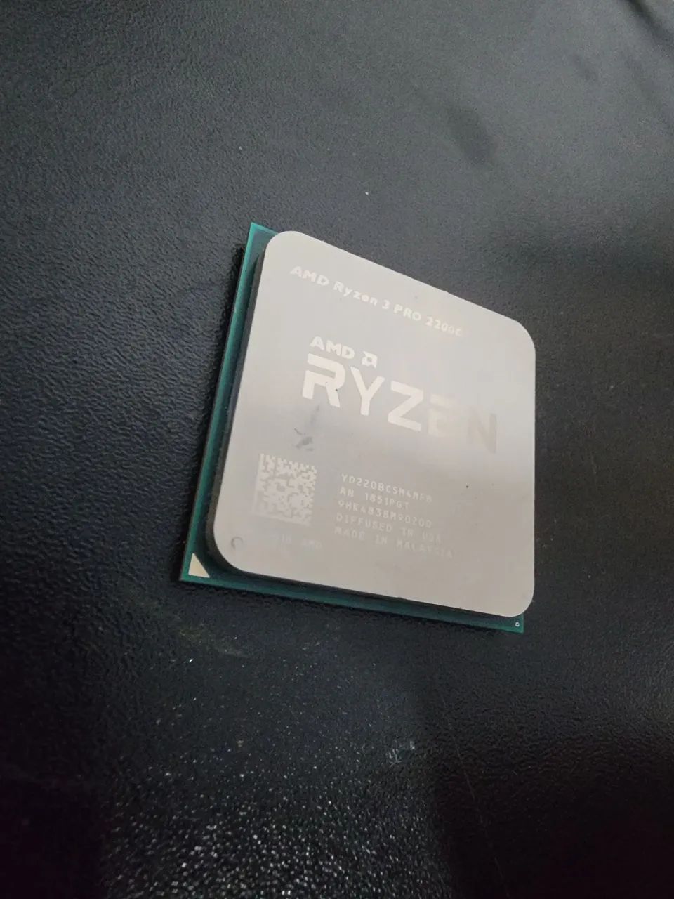 Ryzen 2 Pro 2200G - Foto 3