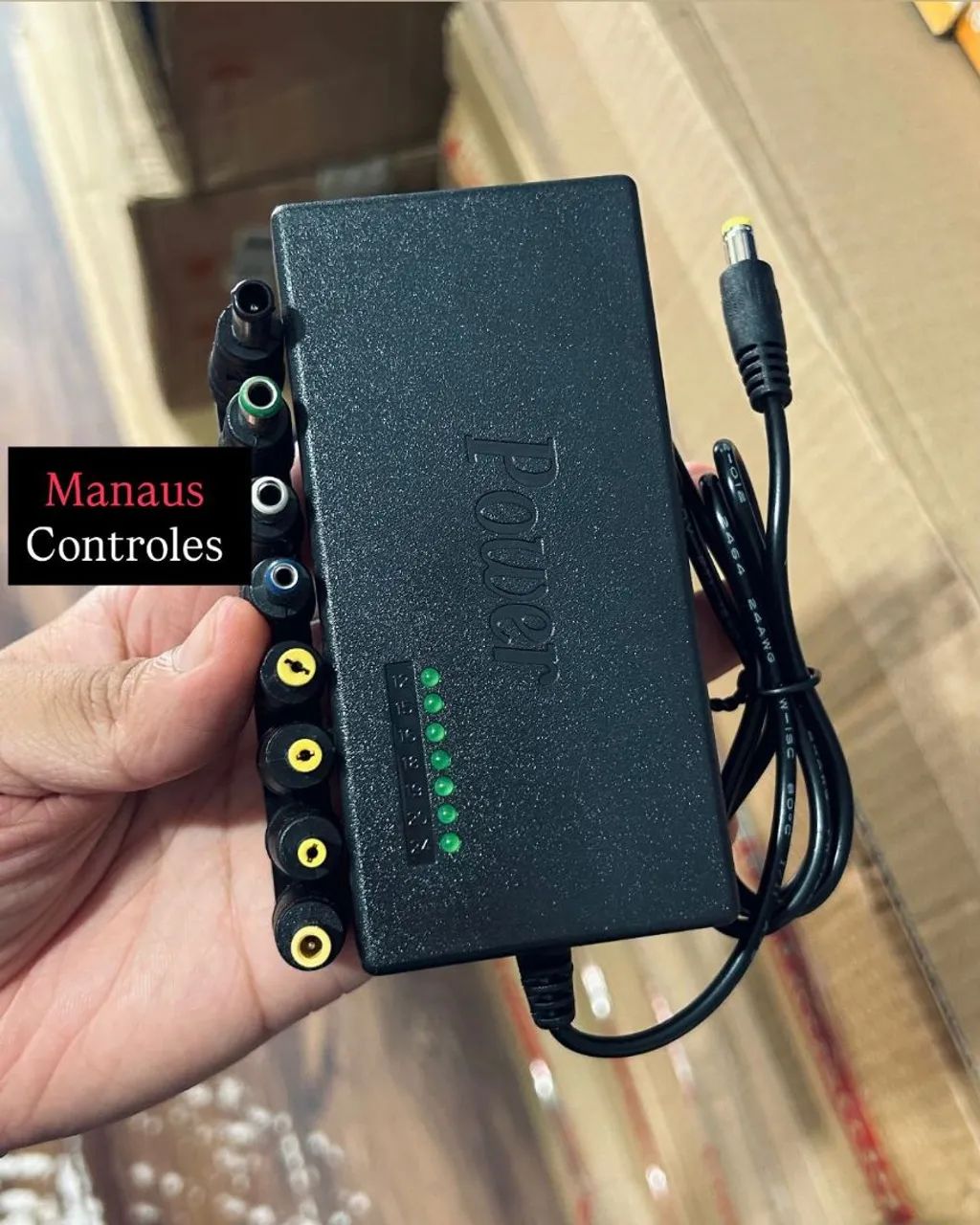 Carregador de notebook universal 