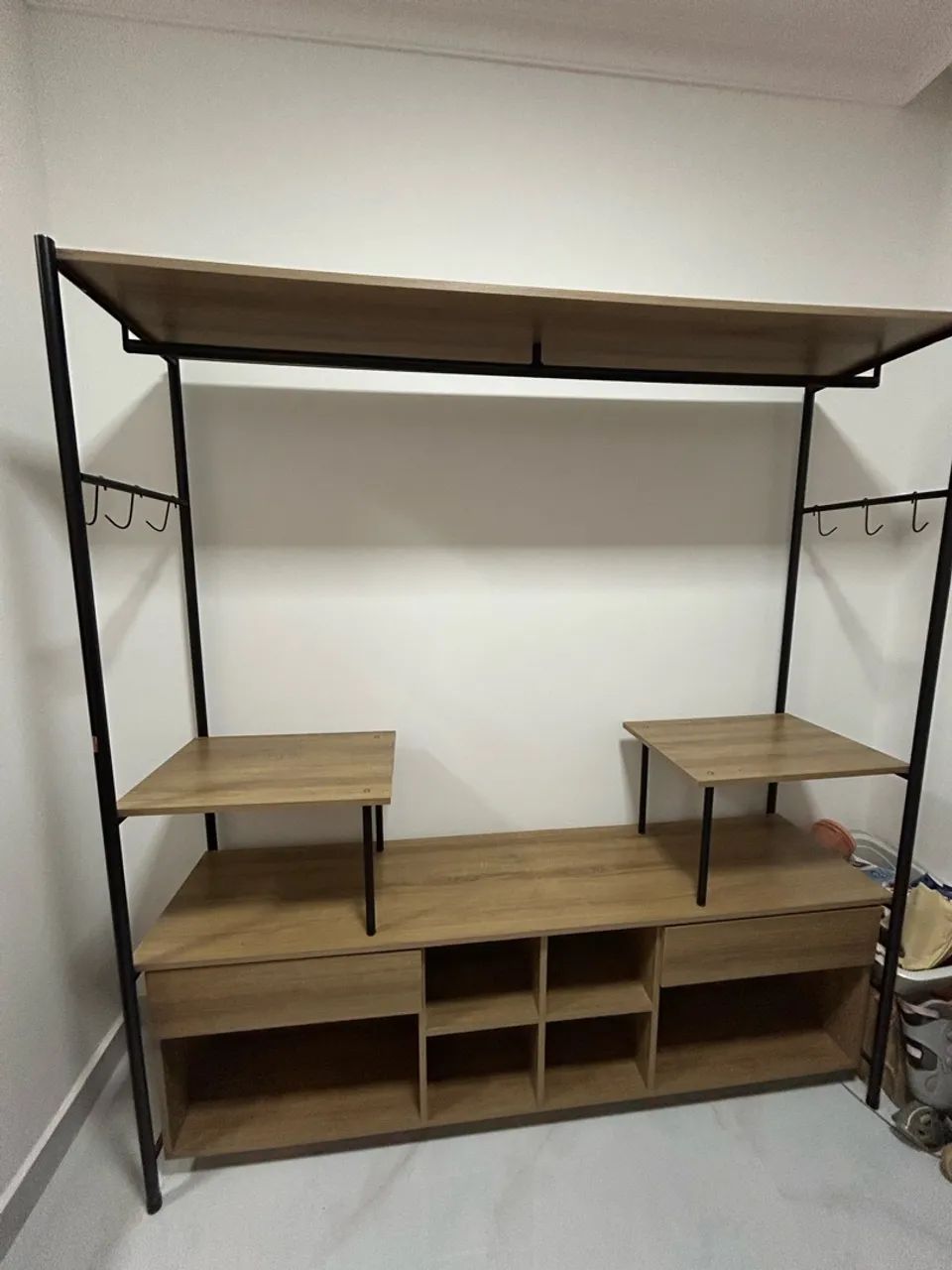 Guarda-roupa aberto  - Foto 2