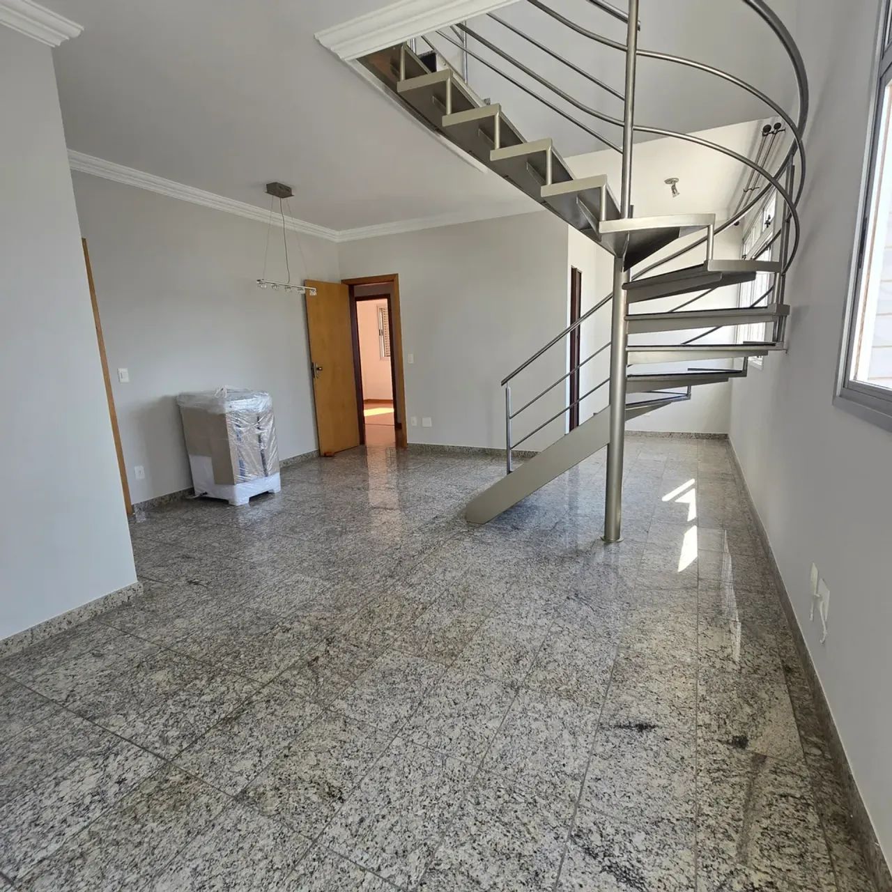 Cobertura para venda com 150 metros quadrados com 4 quartos