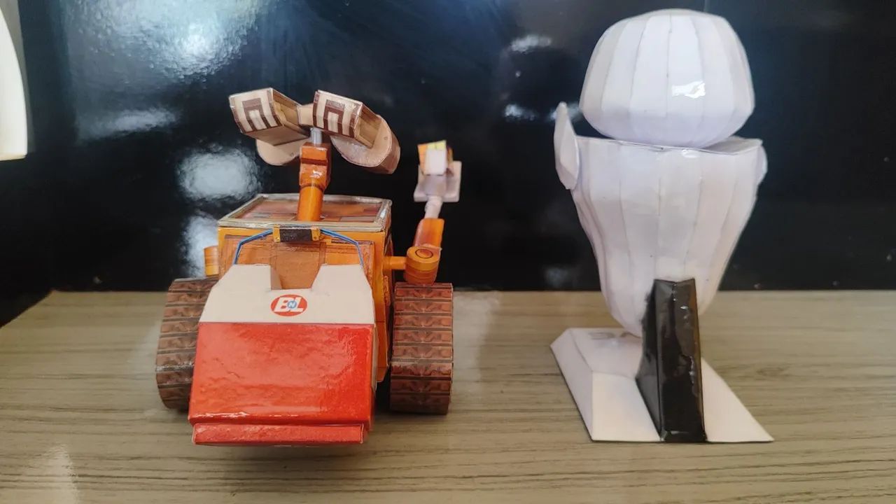 Boneco robô wall-e e Eve papercraft  - Foto 5