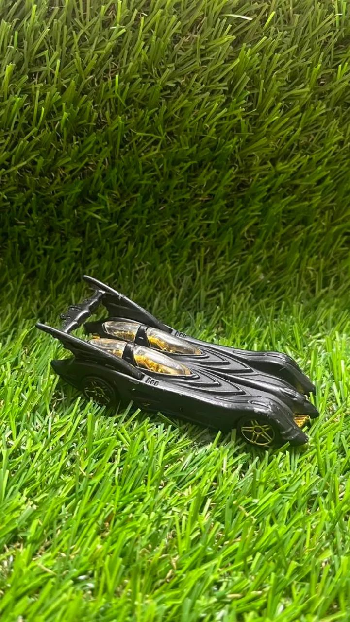 Hot Wheels Batmobile / Batman 207/2006  - Foto 4