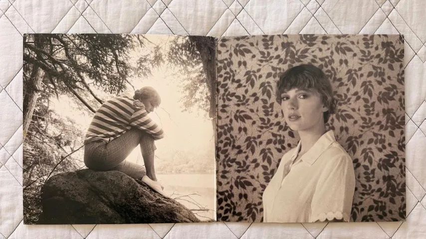 VINIL TAYLOR SWIFT - FOLKLORE STOLEN LULLABIES MARBLED - Foto 5