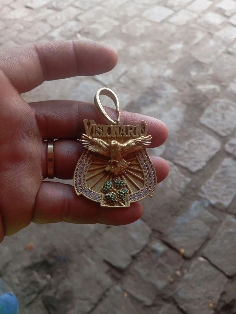 Pingente de moeda antiga