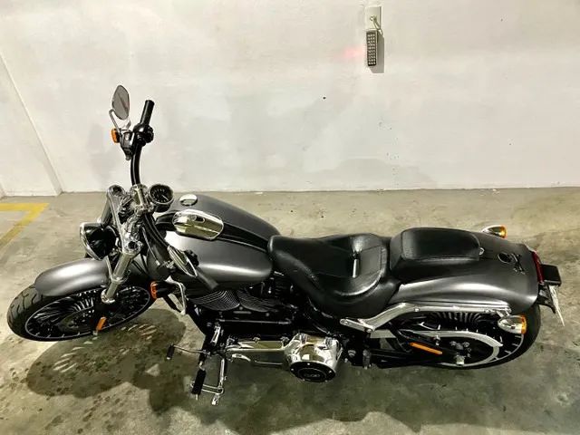 Vendo Harley-Davidson Breakout 2017 Impecável  - Foto 4