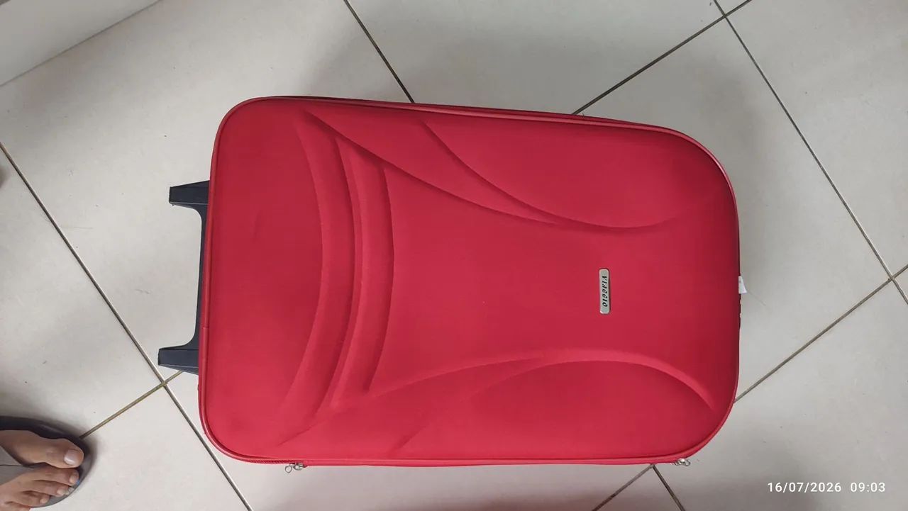Vendo 2 Malas com rodinhas  - Foto 3