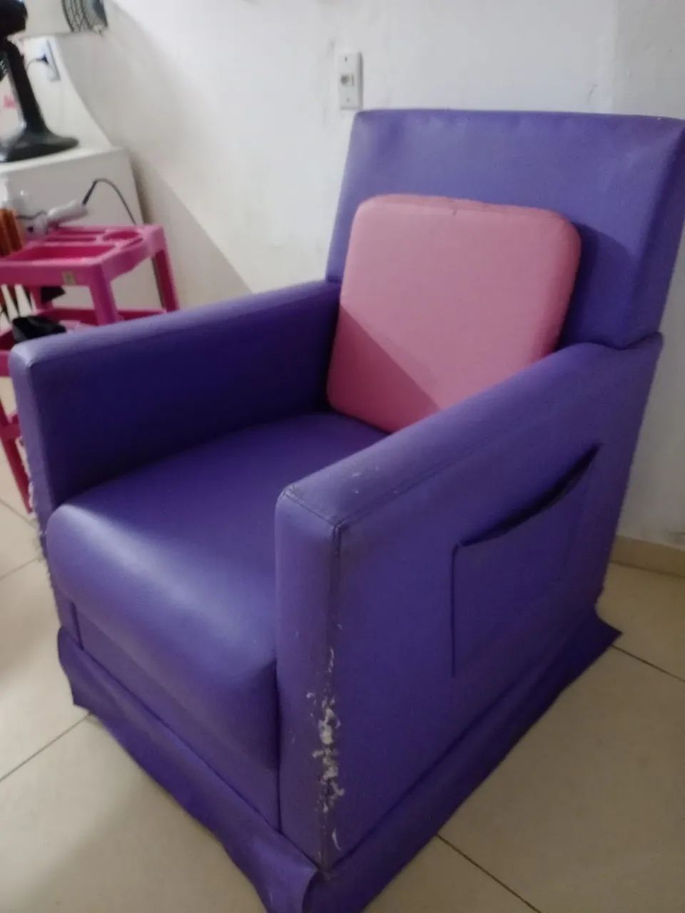 Cadeira que balança roxa  - Foto 3