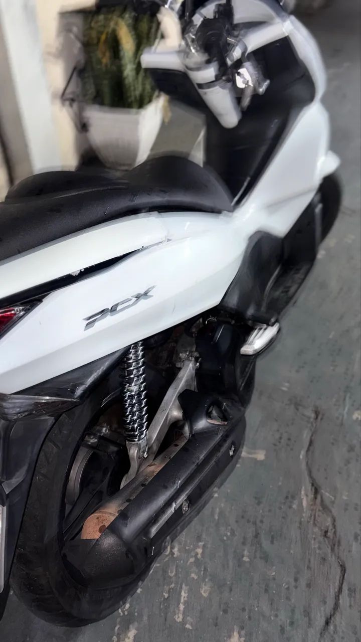 Pcx 2015 com mais de 15000 mil de multa e doc - Foto 3