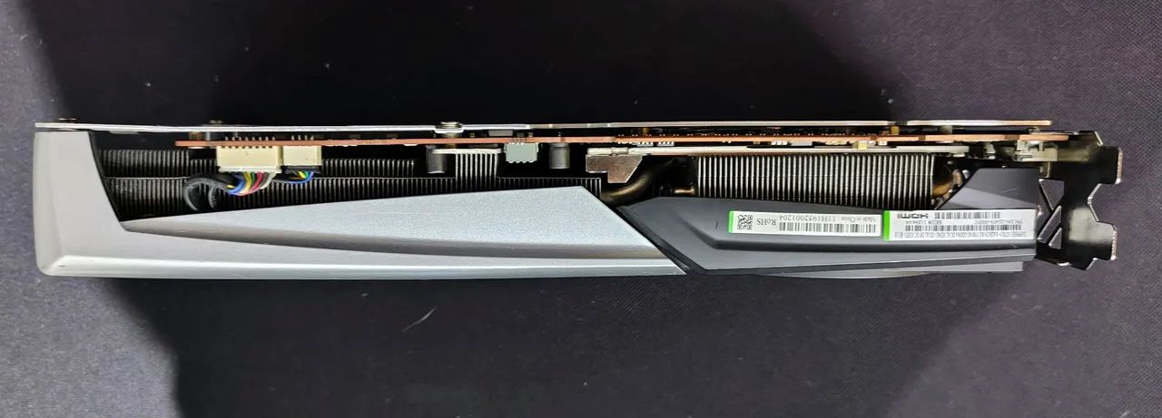 Placa Amd RX5700XT 8GB Nitro+ Shappire  - Foto 4