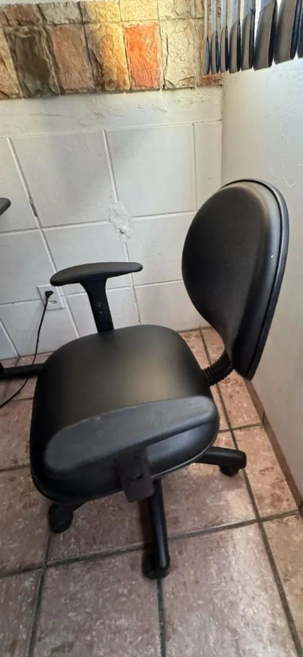 CADEIRA P ESCRITÓRIO SEM DEFEITOS - Foto 2