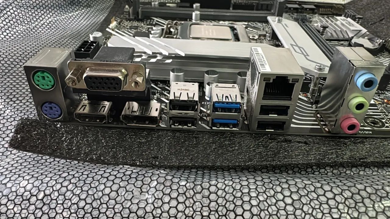 Placa mãe com processador I5 11 Geração  - Foto 3