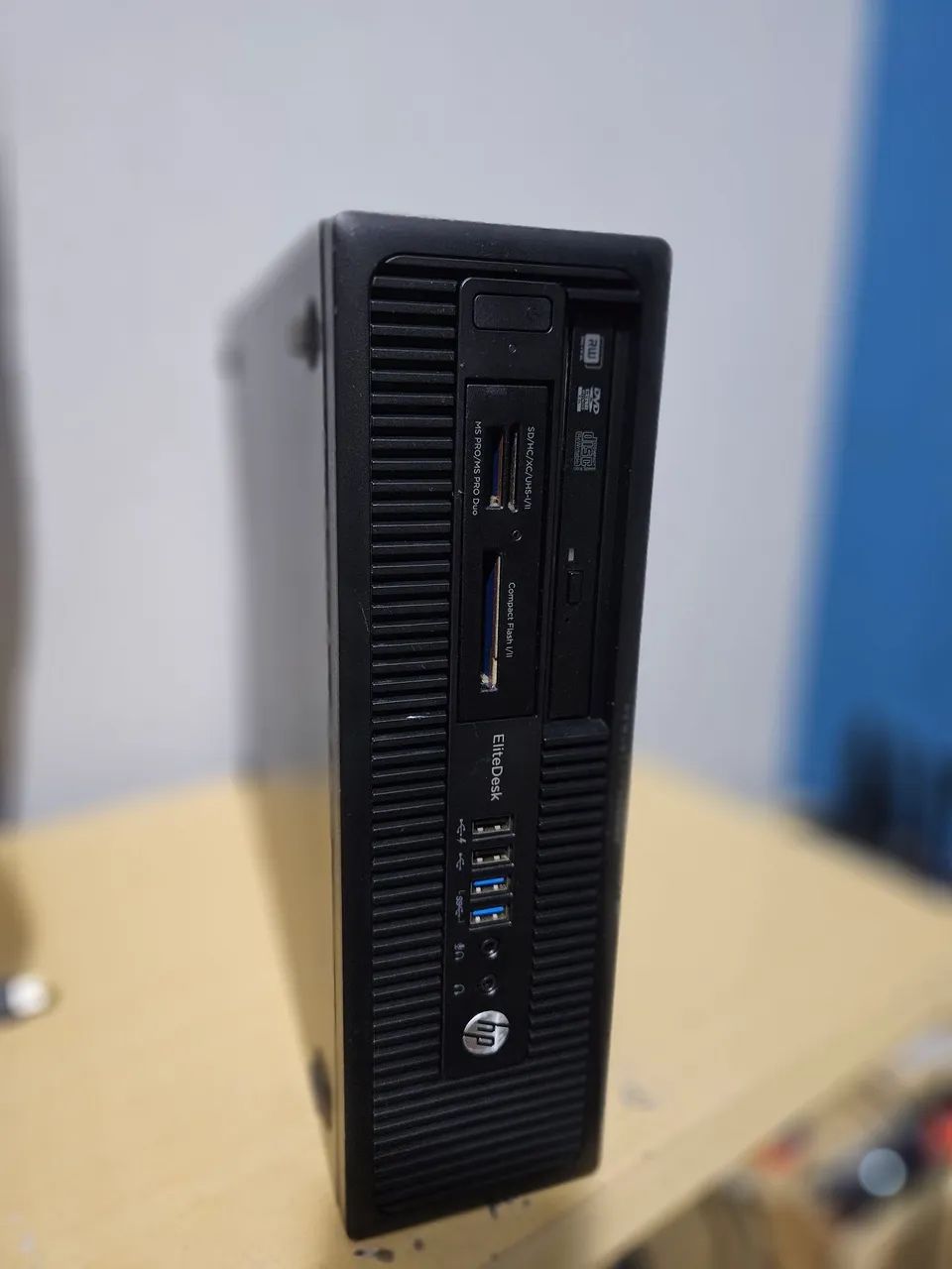 CPU HP EliteDesk 8GB RAM 256GB SSD windows 10 + Office