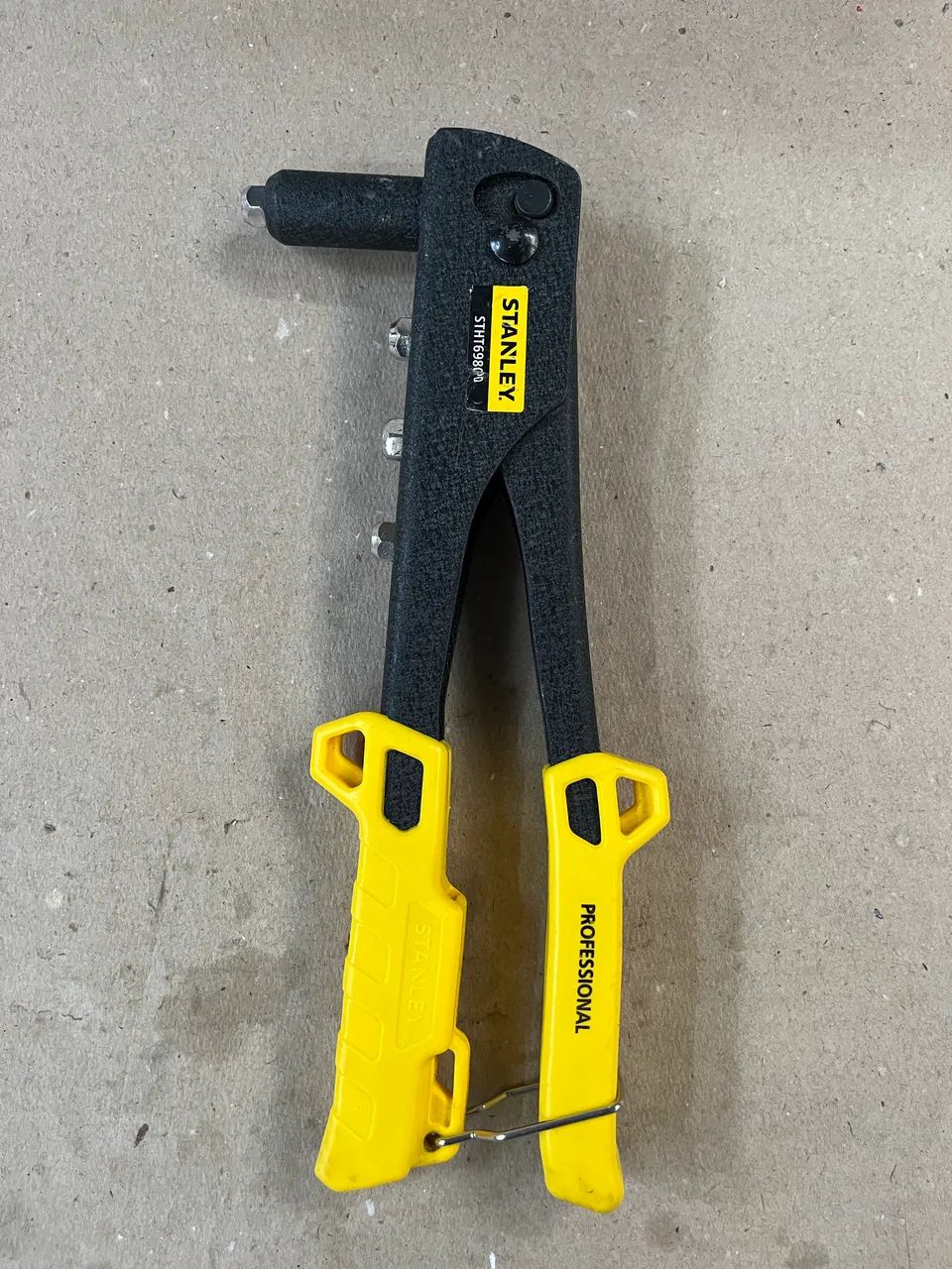 Rebitador  Stanley 