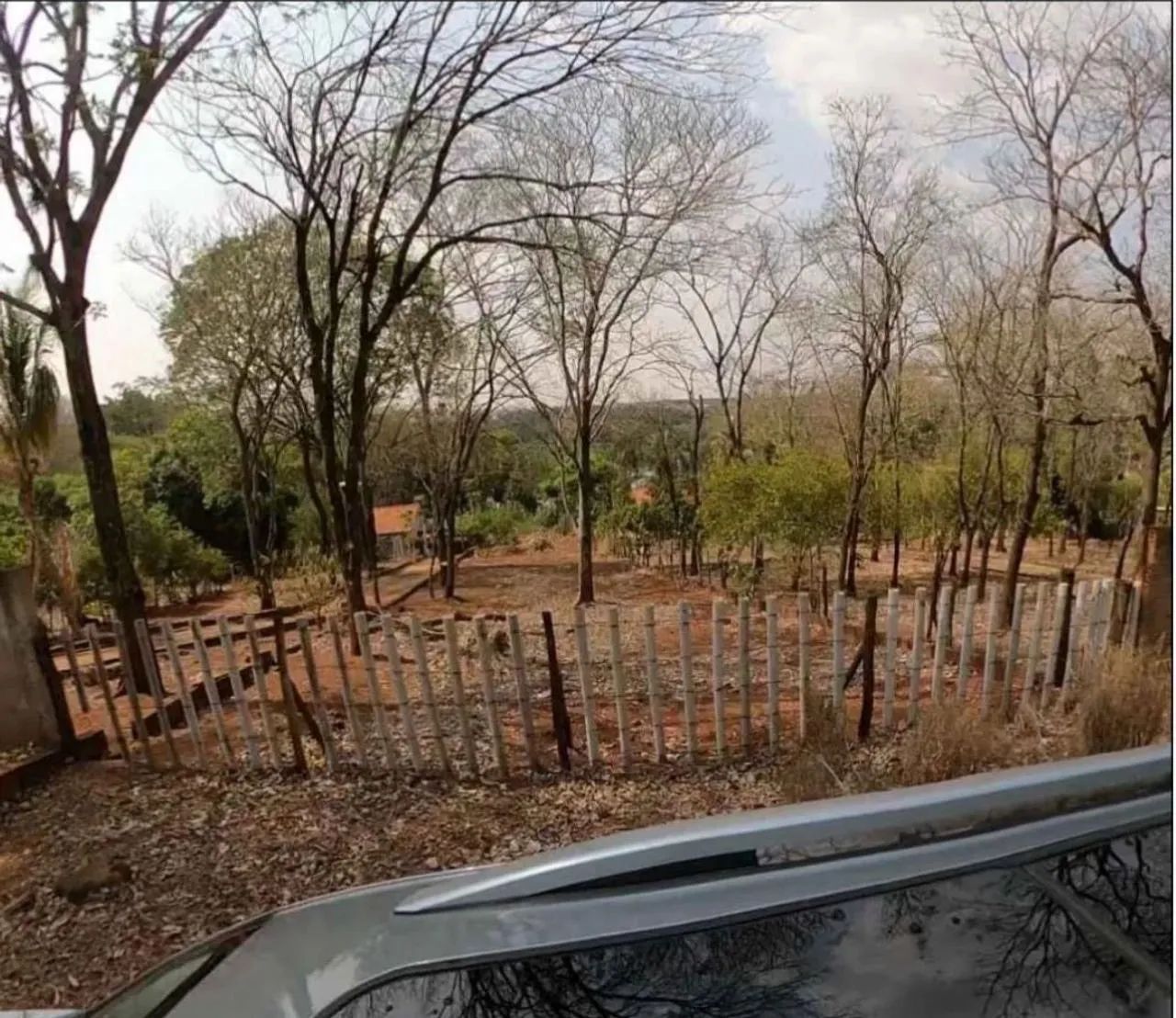 Terreno fundo para o Rio 
