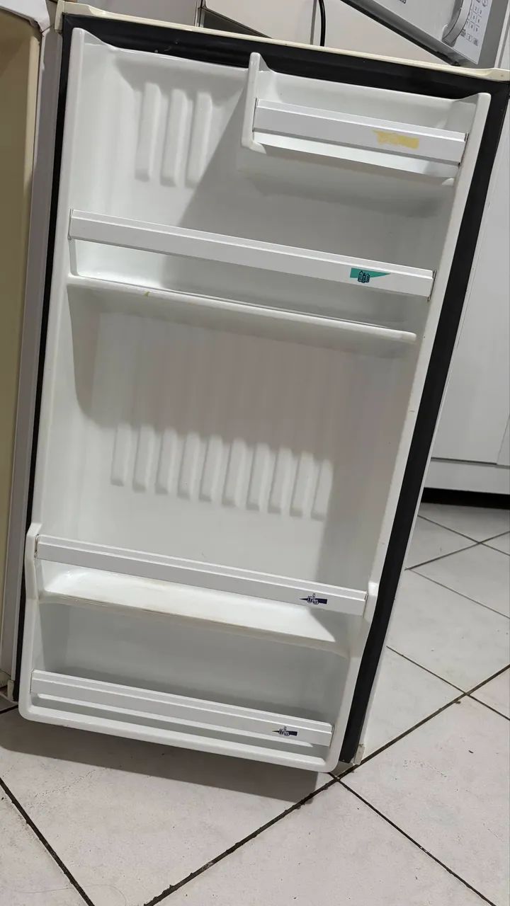 Frigobar em perfeito funcionamento  - Foto 3