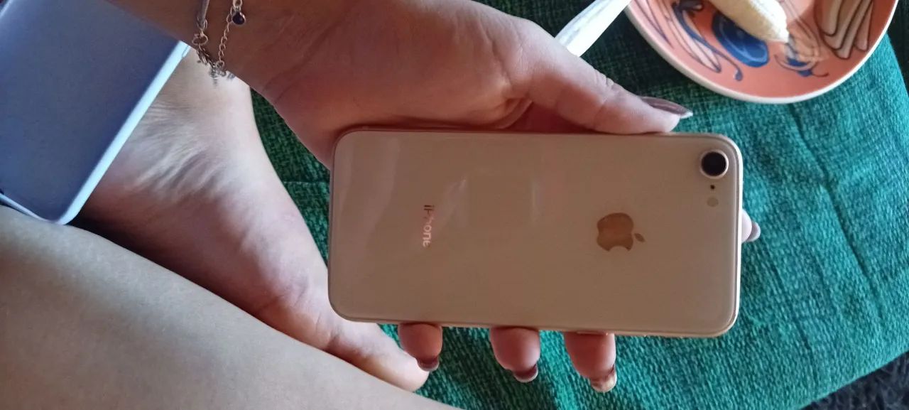 Vendo carcaça iPhone 7 - Foto 2