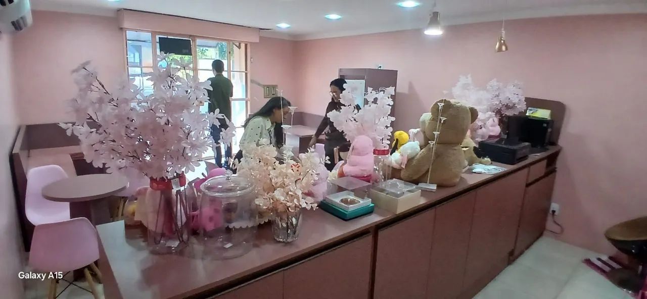 Casa comercial funcionando uma doçaria e cafeteira,  com clientela formada . - Foto 3