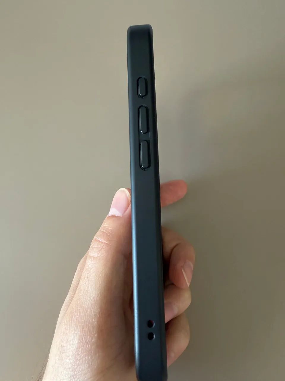 Capa iPhone 16 preta, marca Jetech - Foto 2