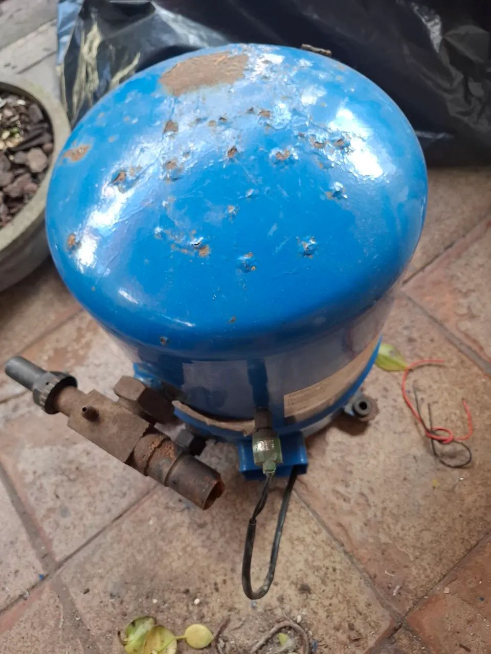 Compressor Danfoss NTZ136 220V trifásico 