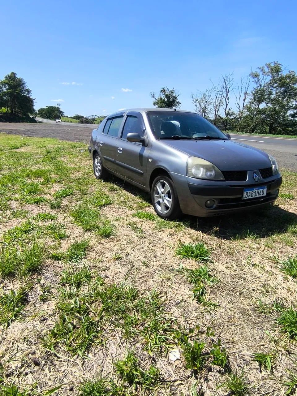 Renault Clio SED RT/ Privilège/ Botic 1.6 16V 4P 2005