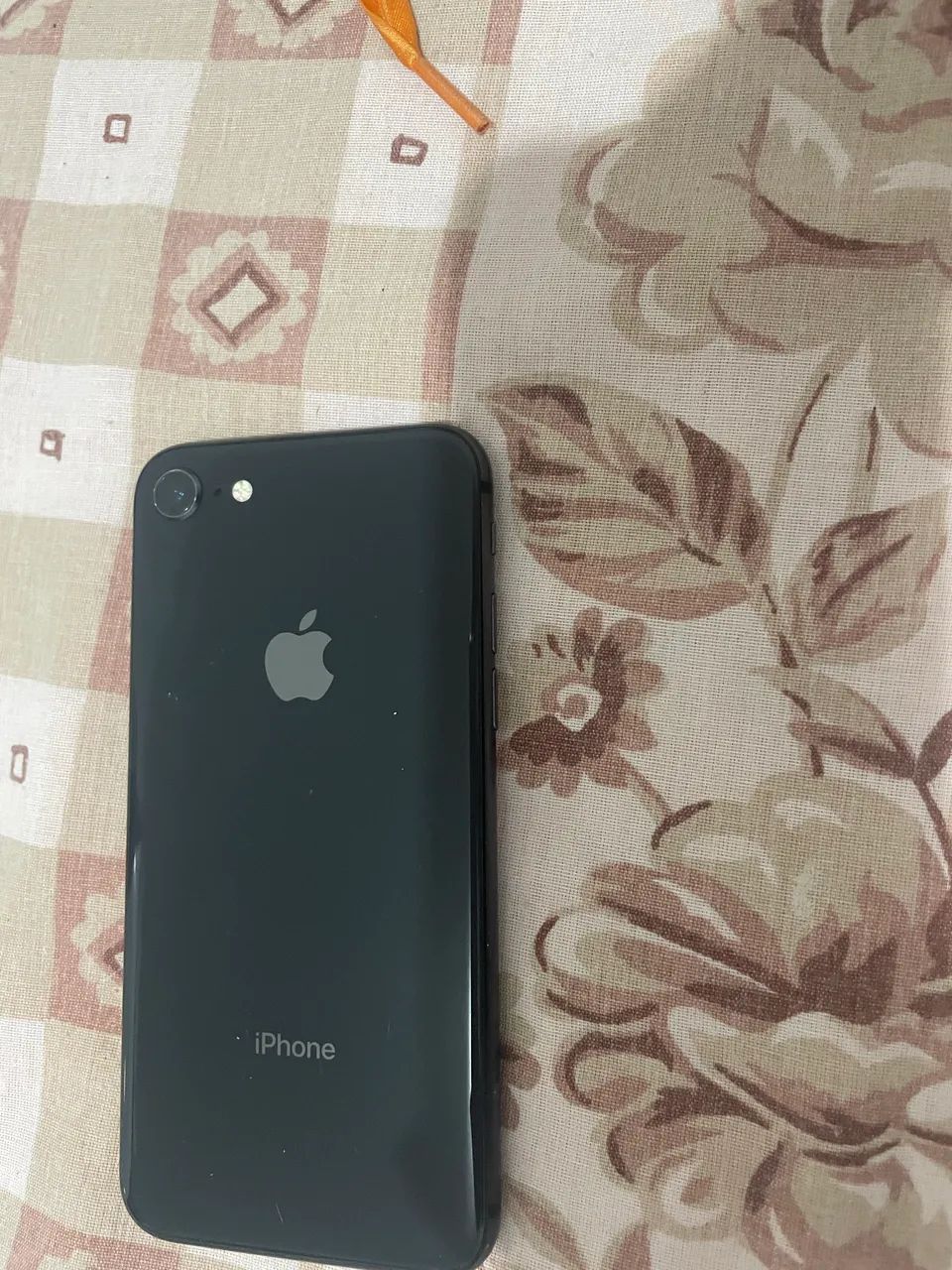 VENDO IPHONE 8 - FUNCIONA PERFEITAMENTE 