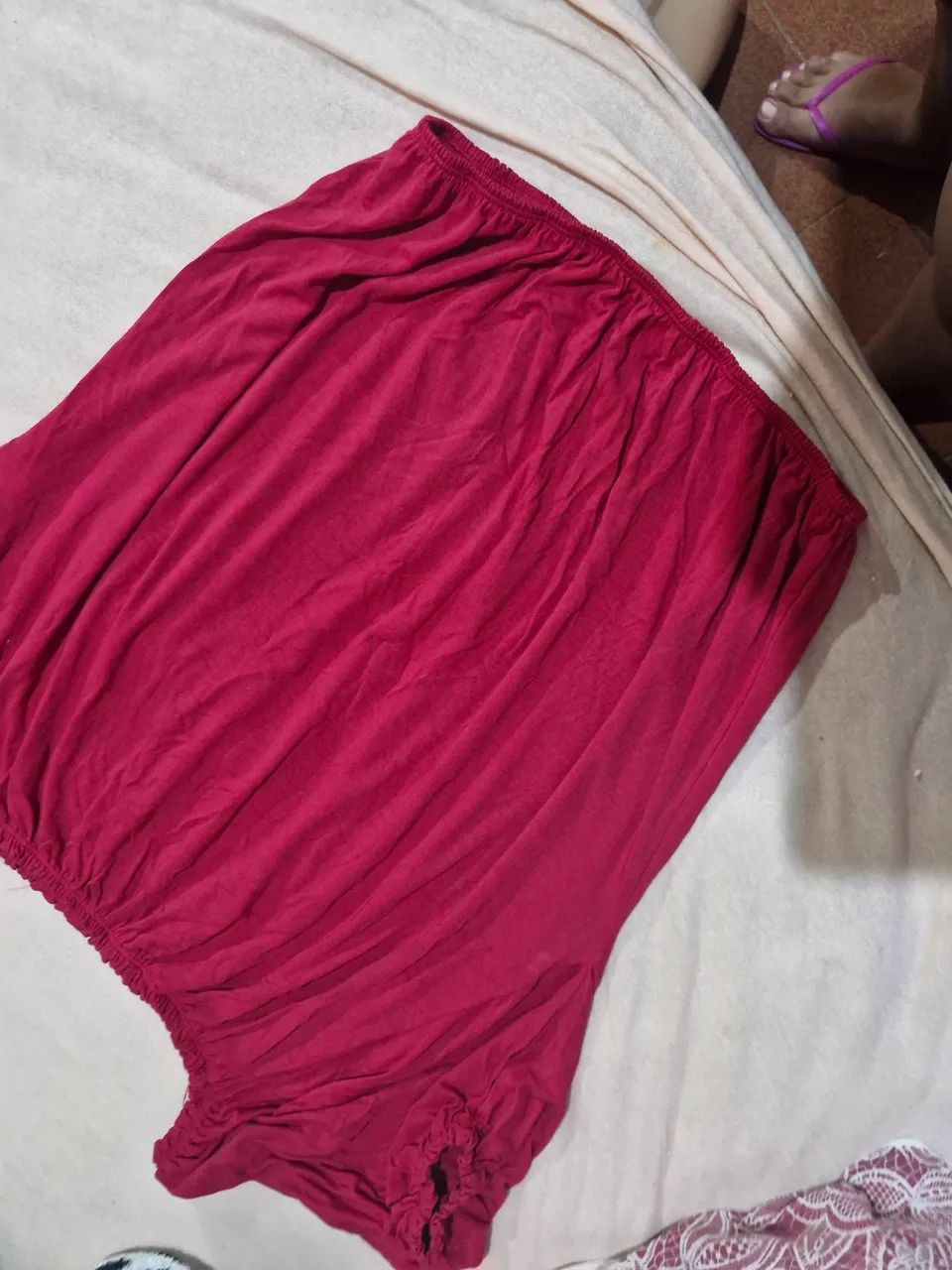 Blusa vermelha de elástico  - Foto 3