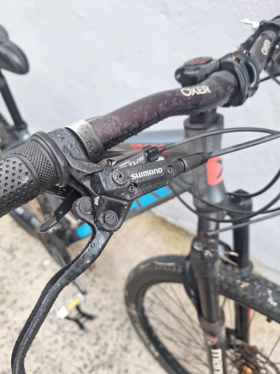 Bicicleta aro 29 com suspensão a ar Manitou com Shimano - Foto 2