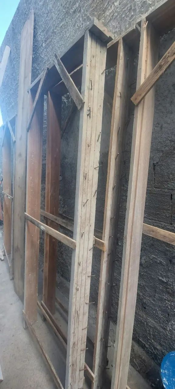 Foras de porta em madeira - Foto 2