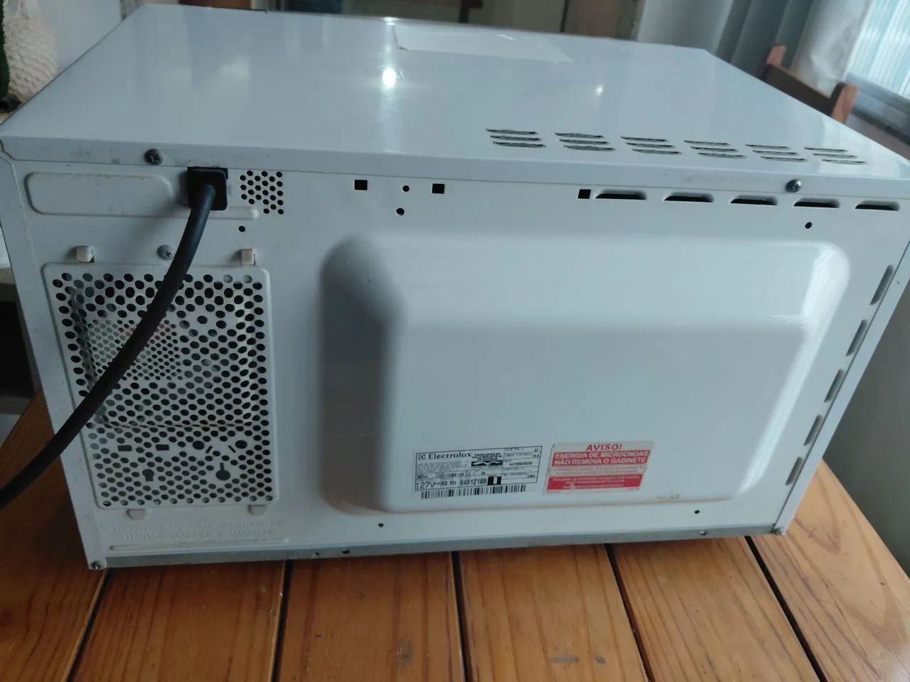 Micro-ondas Electrolux branco  - Foto 2