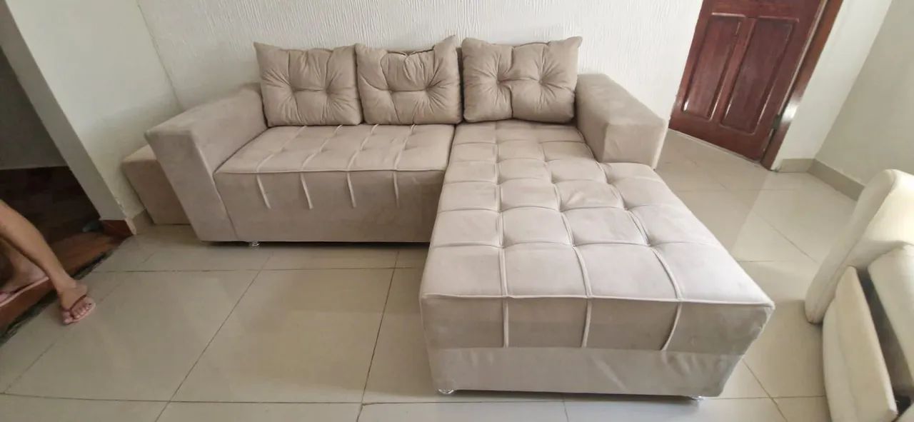 Sofá chaise 3 lugares pronta entrega  - Foto 3