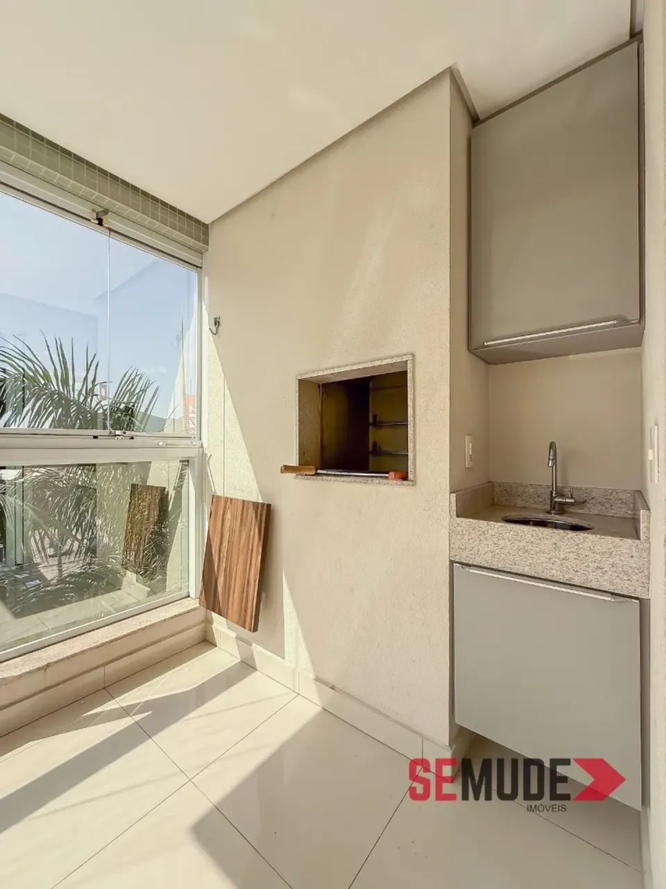 Imóvel para venda possui 71 m² com 2 quartos em Córrego Grande - Florianópolis - SC - Foto 2