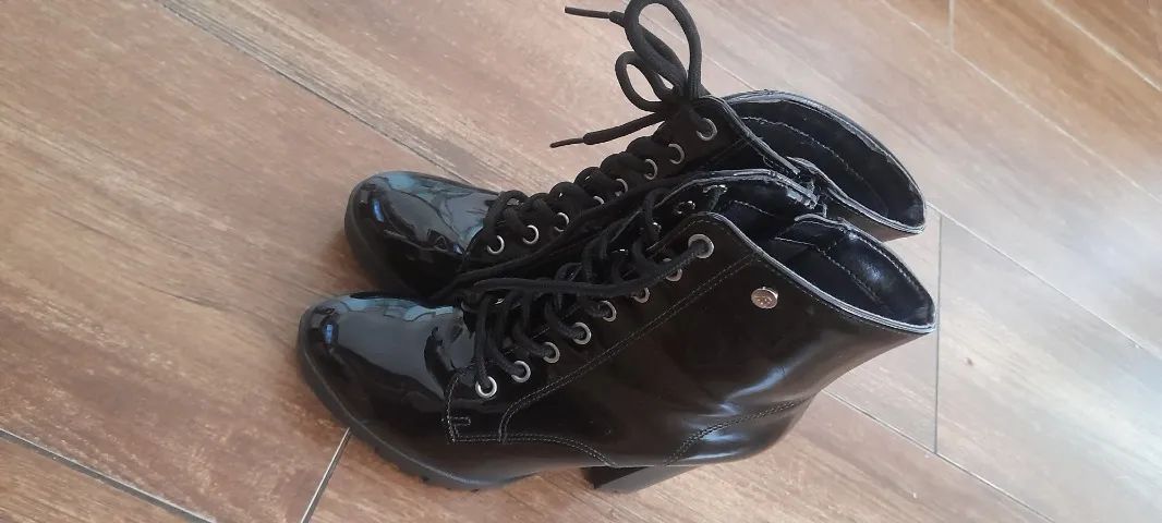 Botas N34 verniz original salto bloco  - Foto 3