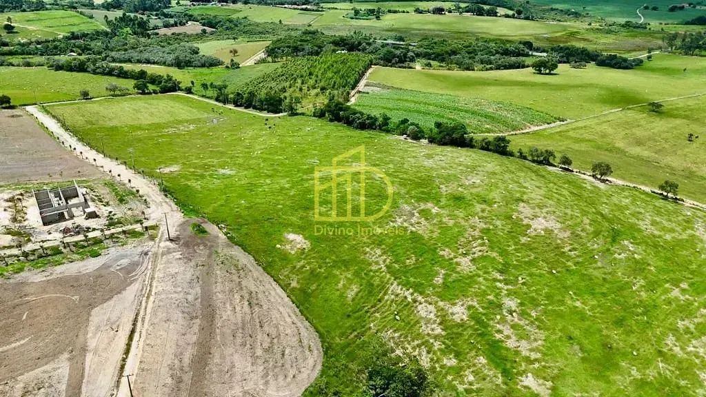 Oportunidade Imperdível: Sítio de 7,16 Hectares em Sarapuí/SP - Foto 5