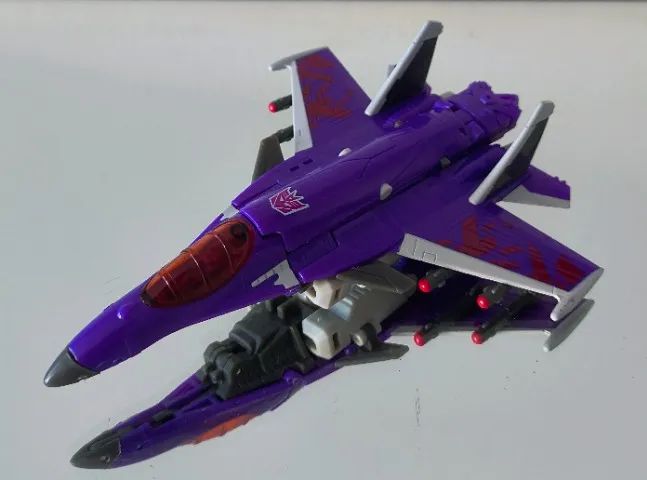 Figure Transformers Cybertron Skywarp, completo e original Hasbro, Galaxy Force - Foto 3