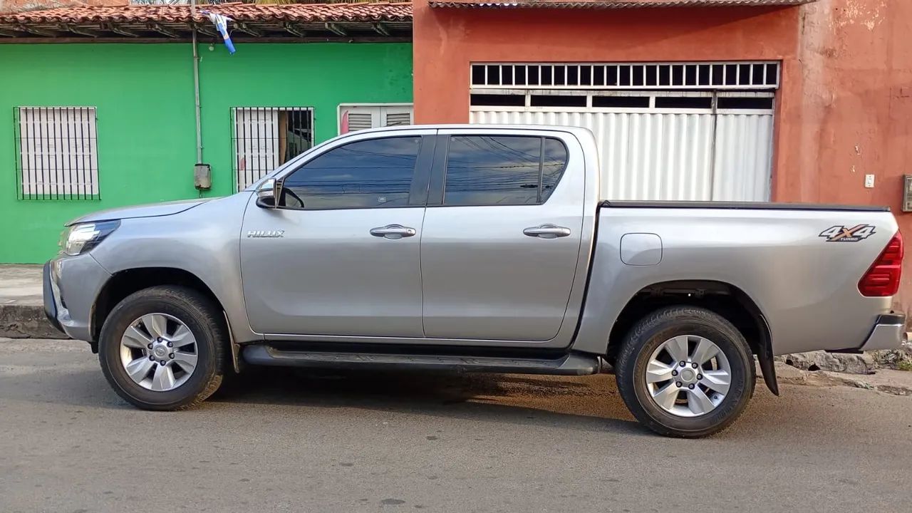 Toyota Hilux CD 4X4 2.8 DIESEL AUT. 2016