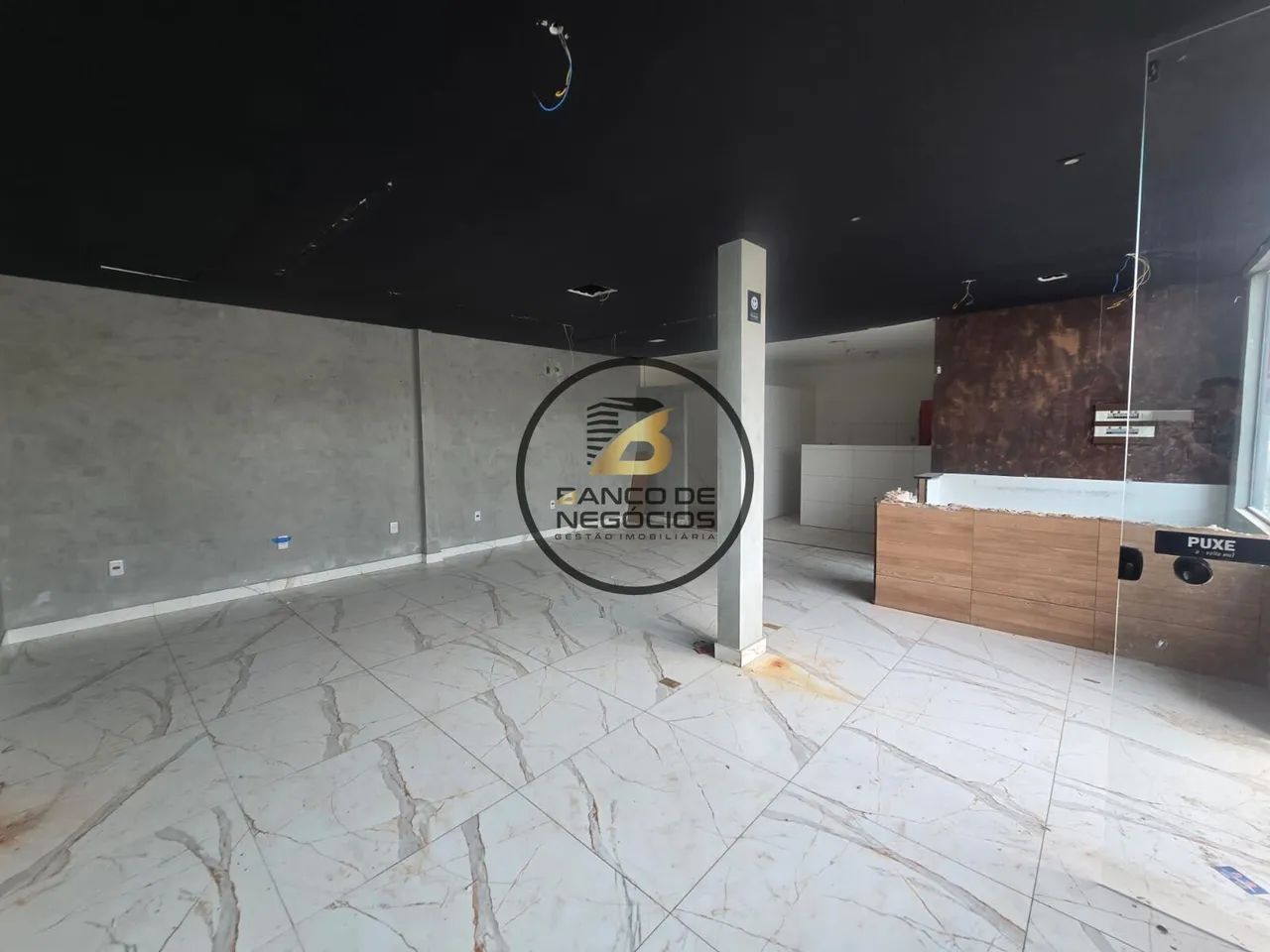 Loja com 65 m² para locação na Estrada do Coco - Foto 4