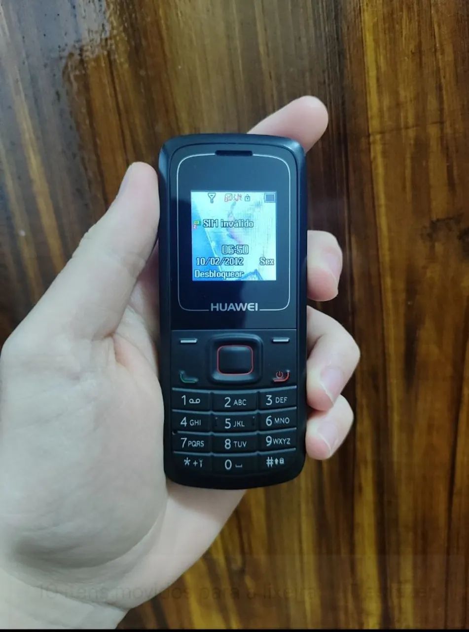 Celular de botão simples antigo 